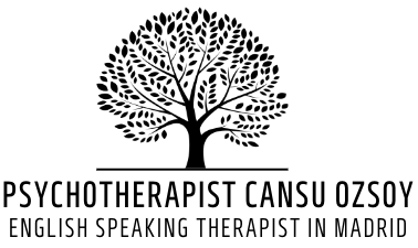 Psychotherapist Cansu Ozsoy